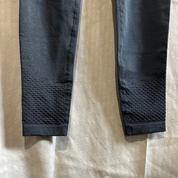 Cotton On Body Stylish Gray Leggings - Picture 2 of 5